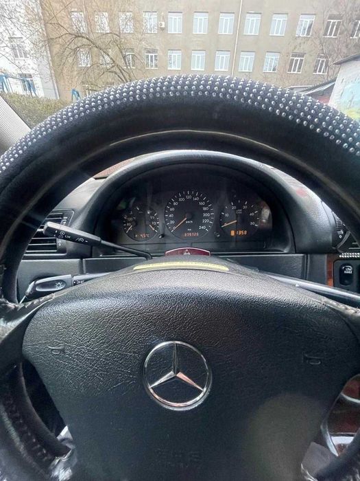Mercedes-Benz M-Class 2003