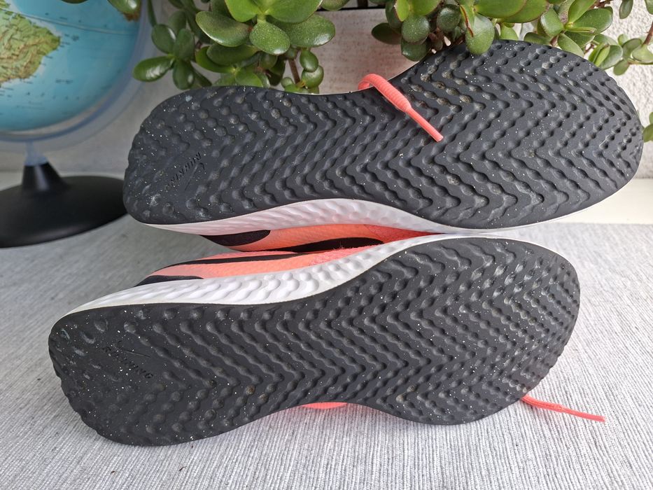 Buty Nike Revolution