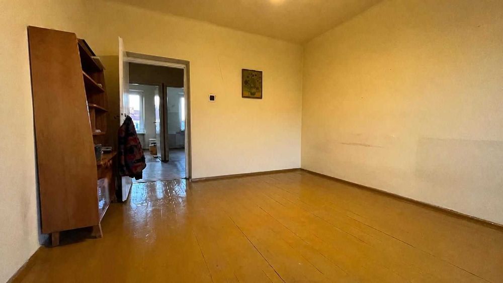 Sprzedam dwupokojowe mieszkanie o pow. 45m2 w Skarżysku-Kam (osiedle Milica)