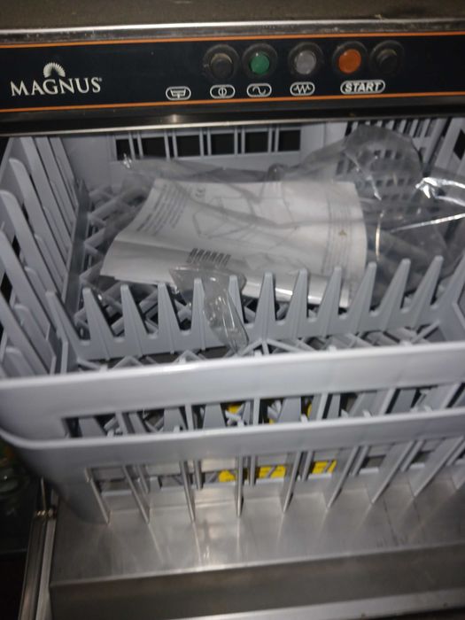 Maquina de lavar copos industrial, nunca usada, nova, com manual