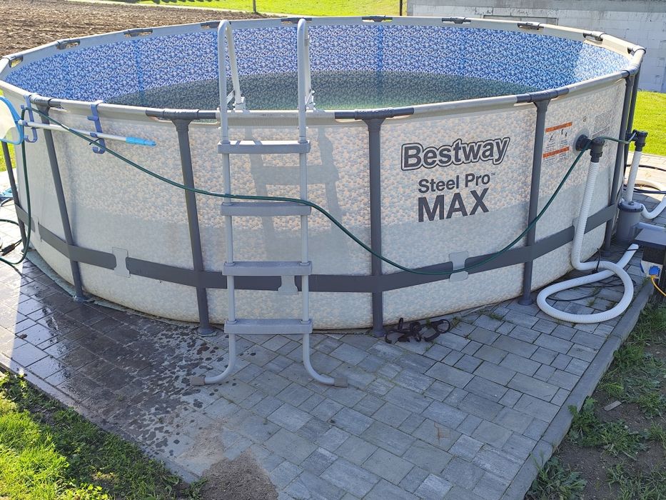 Basen stelażowy średnica 4.88m głebokość 1.22m Bestway Steel Pro MAX