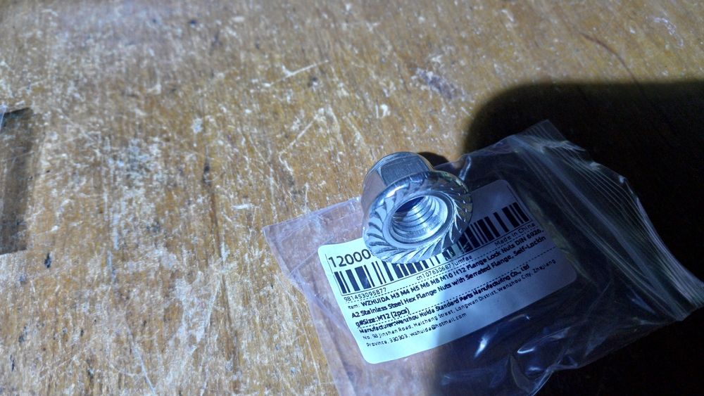 Гайка м 12 нержавійка