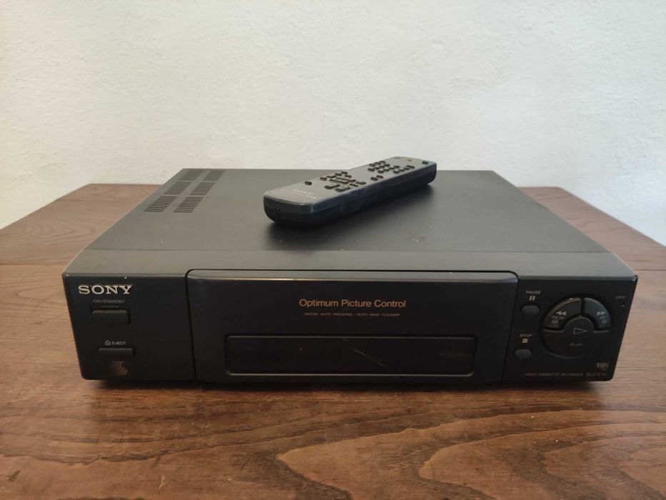 Leitor gravador VHS Sony (avariado)