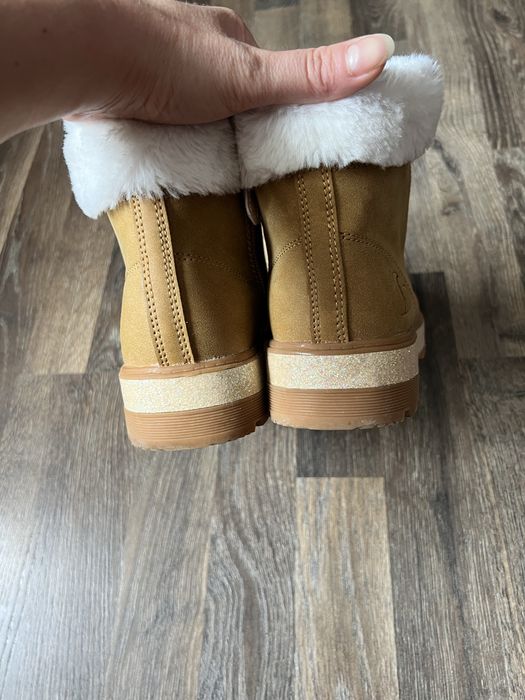 Черевики,ботинки Skechers.