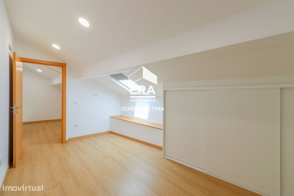 Moradia T3, totalmente renovada