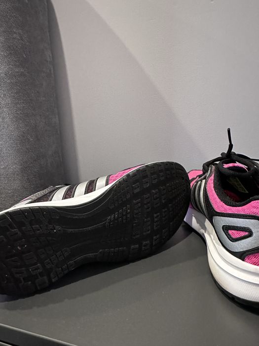 Жіночі кросівки для бігу Adidas