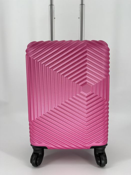 Nowa walizka pokładowa 40/30/20