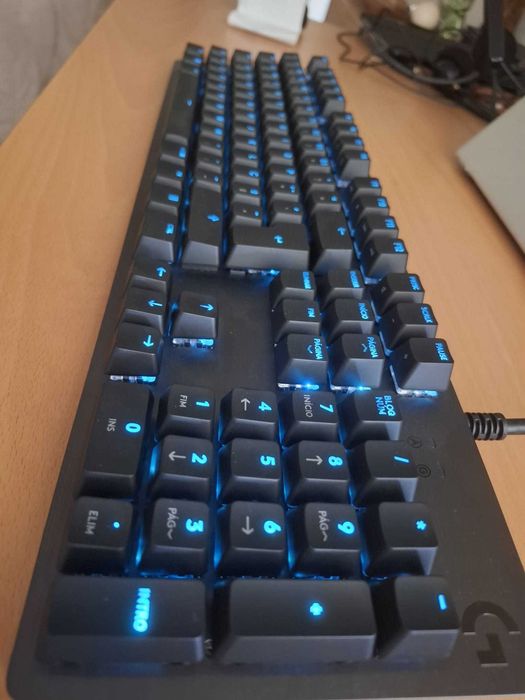Teclado Gaming LOGITECH G512 Carbon (Mecânico - Português - Preto)