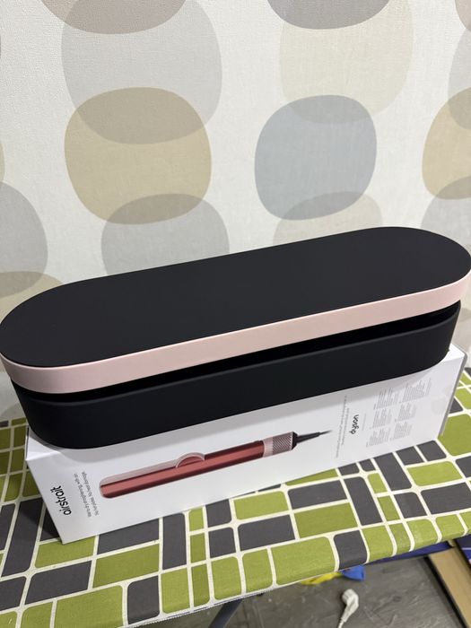 Вирівнювач волосся Dyson / выпрямитель фен Dyson