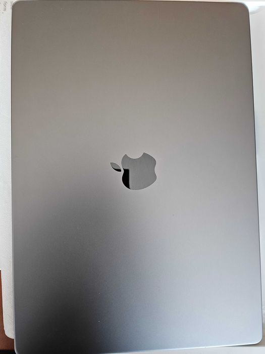 Ідеал Apple Macbook Pro 16 2021 M1 Pro 32GB RAM, 512GB, 43 цикли a2485