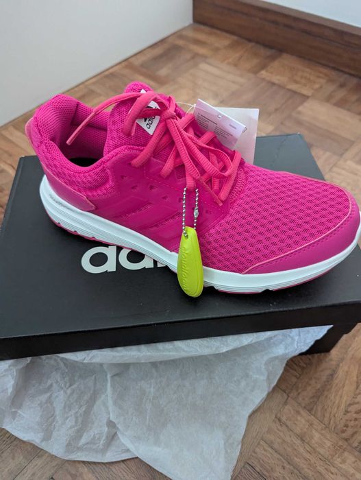 Sapatilhas Adidas Galaxy w 3