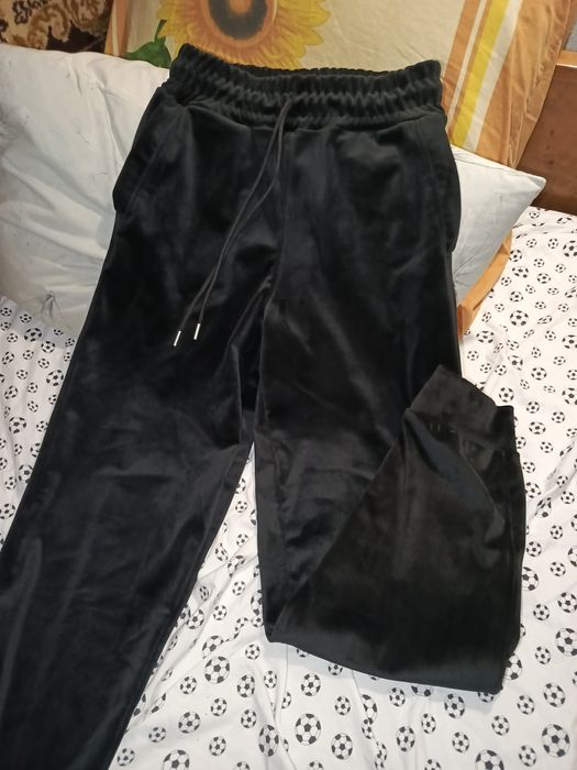 Новые Велюровые штаны р S