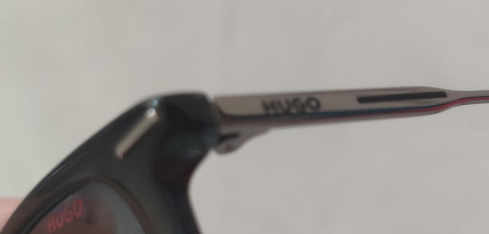 Óculos de Sol HUGO (Hugo Boss) HG 1204/S - Kit Completo com Caixa e Pano