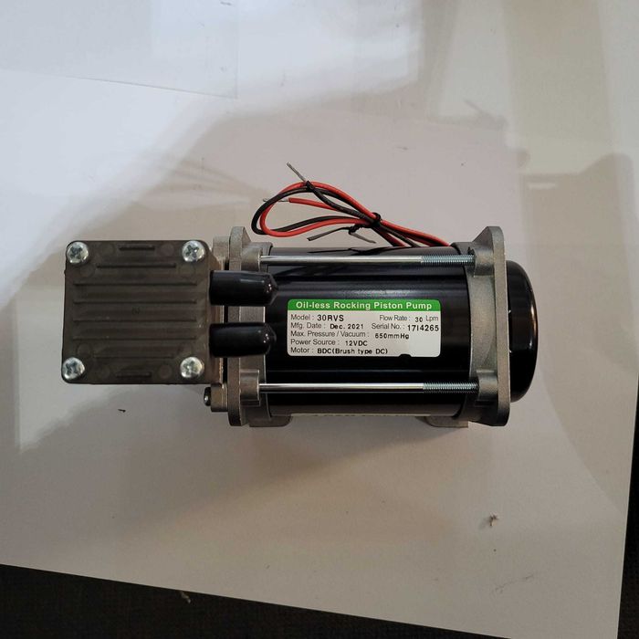 Pompa próżniowa jednosekcyjna sucha 30l 12V/24V przyssawka chwytak