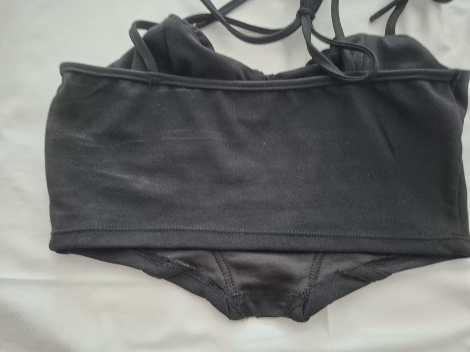 Top curto preto novo