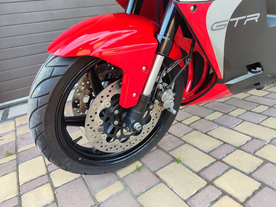 Hyosung GT250R 2013