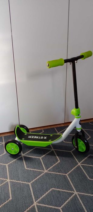 Vendo trotinete de criança