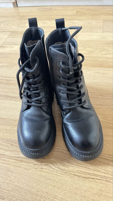 Ботинки зимние. 37размер