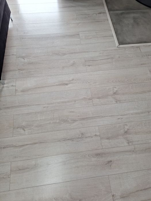 Sprzedam panele podłogowe ok. 35m2