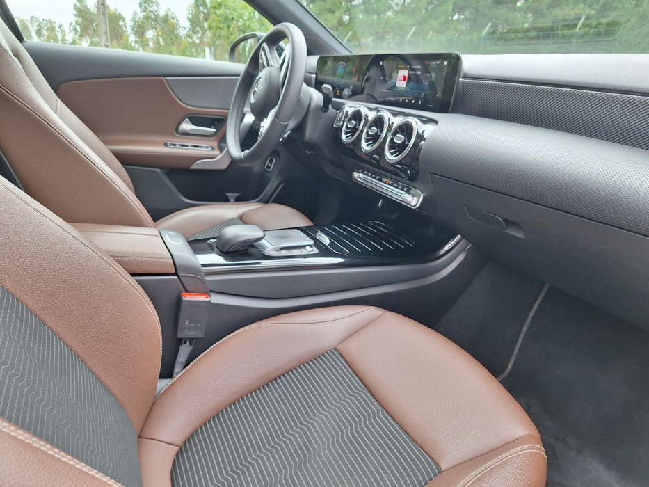 Mercedes a250e elétrico 72000km