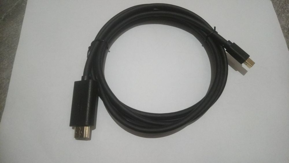 Kabel AmazonBasic mini DP na HDMI 1,8m czarny