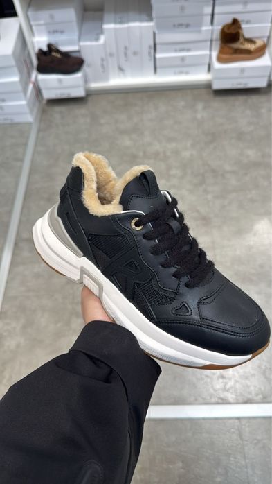 Зимові кросівки Bogner, розмір 39