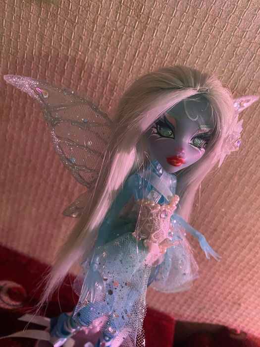 Шарнірна кукла ОАК / Monster High стиль: Блакитна Льодова Фея