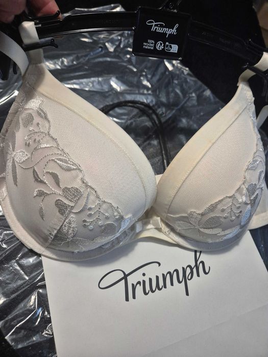 Nowy biustonosz Triumph Sexy Angel Spotlight WHU01, 70E, push-up