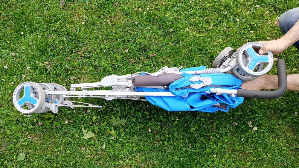 Wózek spacerowy lionelo elia