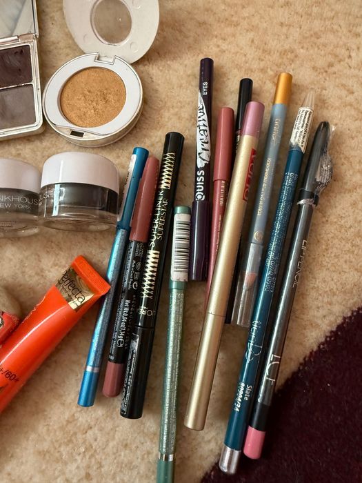 Косметика декоративная