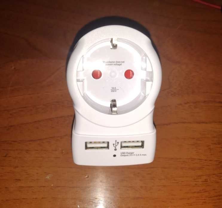 Adaptador Viagem SKROSS EU to USA + 2USB