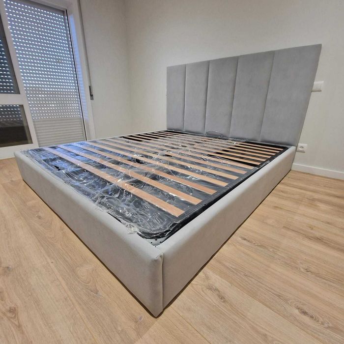 Camas De Casal Estofadas ALTA GAMA - MODELO RAYOS - Top de Gama 190x140m Estrado Incluído!!