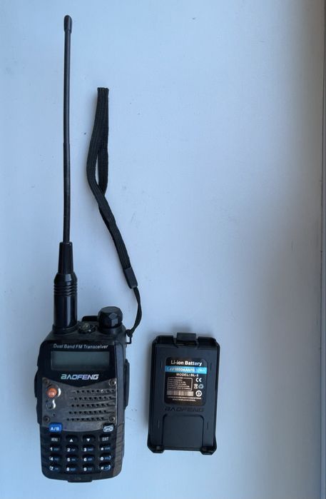 Baofeng UV-5R рація (портативна) + акумулятор / нова