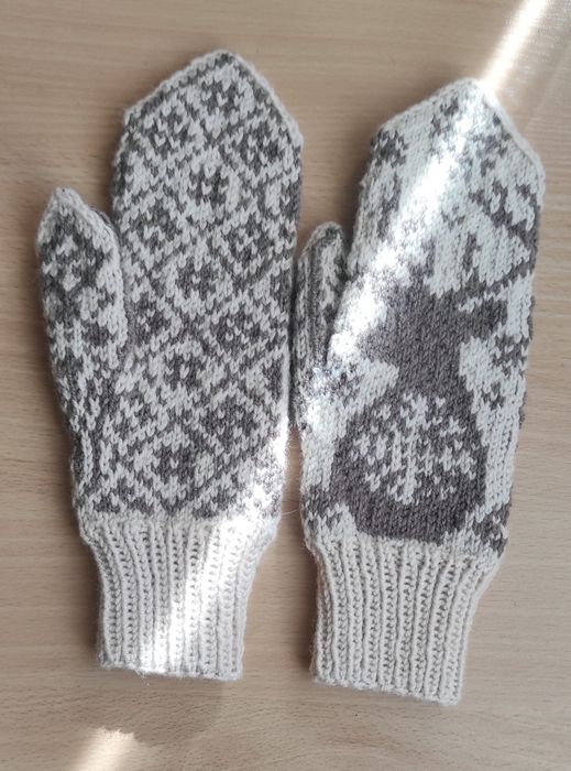 Рукавички вязаные