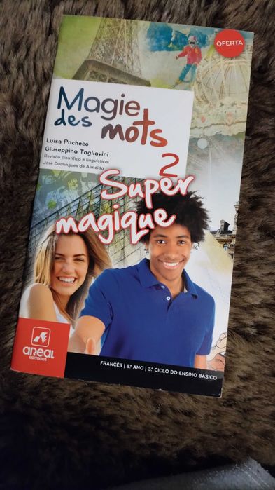 Livros Francês 8º ano