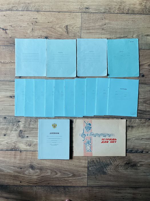 Rosyjski kultowy zeszyt w kratkę w linie zeszyt do nut 16 sztuk