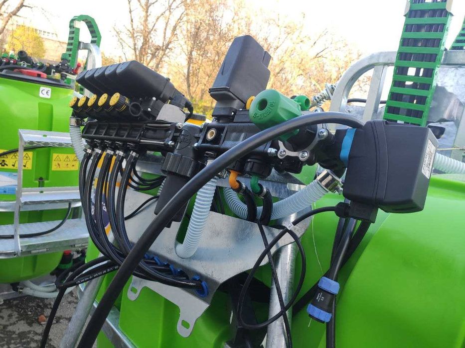 Обприскувач навісний Tolmet 800л 15м оприскувач опрыскиватель навесной