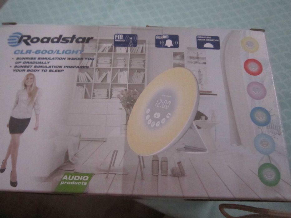 Radiobudzik Roadstar CLR-600 Light budzenie światłem