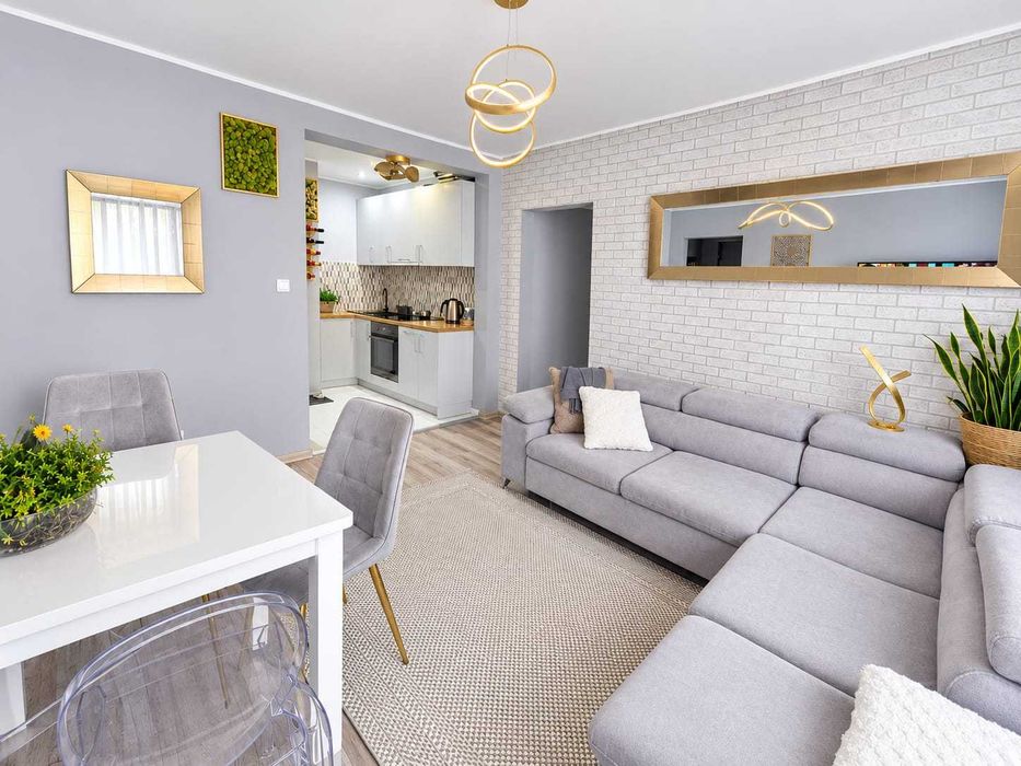 SPRZEDAM- Piaskowa Góra 4-pokoje umeblowane i wyposażone- Spółdzielcze Własnościowe