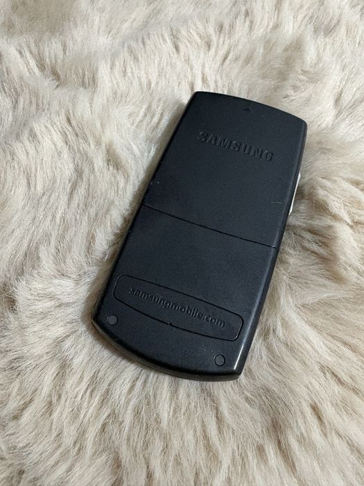 Samsung SGH-J700