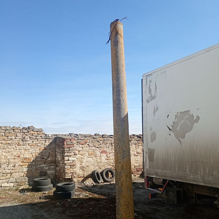 Продаю желізо-бетонні стовби