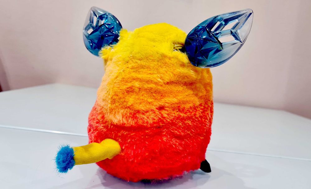 Furby Ferbi Crystal Super Stan