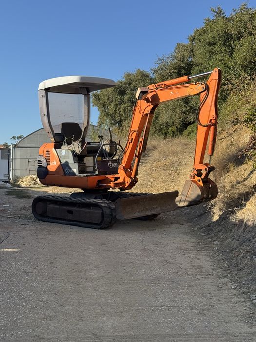 Mini Giratória Hitachi EX18 | 1800kg | IVA INCLUIDO