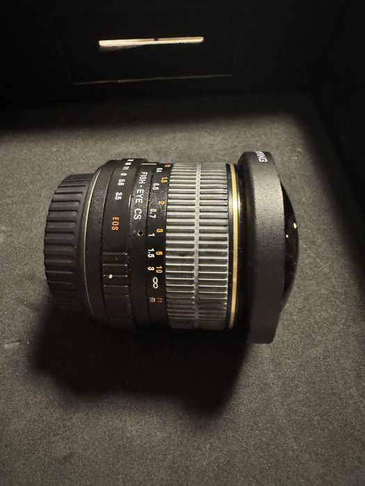 Samyang 8mm F3.5 Fisheye CS Canon EOS EF EF-S Korea