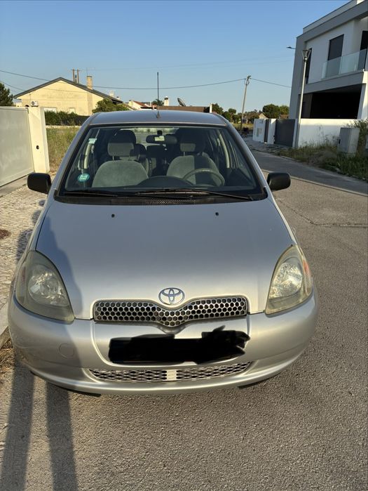 Toyota Yaris 2000