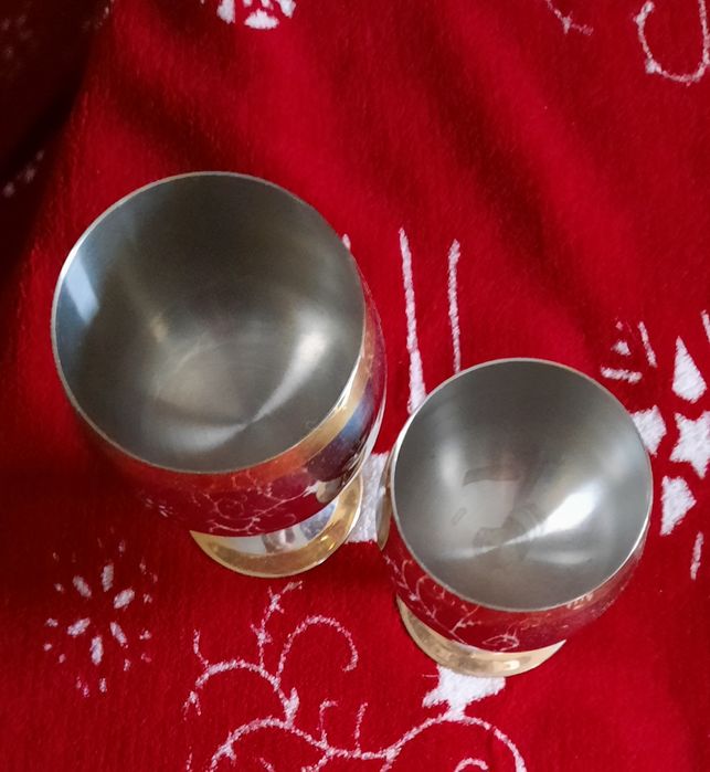 Срочно продам 6 рюмок +разнос+12 блюдцев Цептер!!!