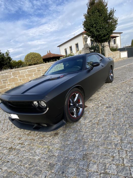 Dodge challenger 3.6 edição especial “ Rallye Redline”