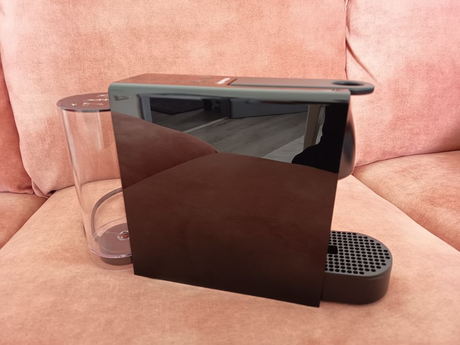Máquina de Café Nespresso Krups Essenza Mini

Ofere