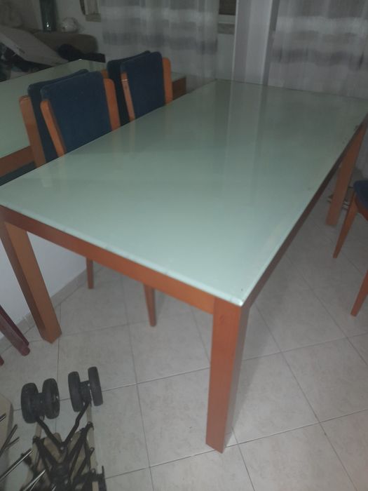 Mesa grande familiar