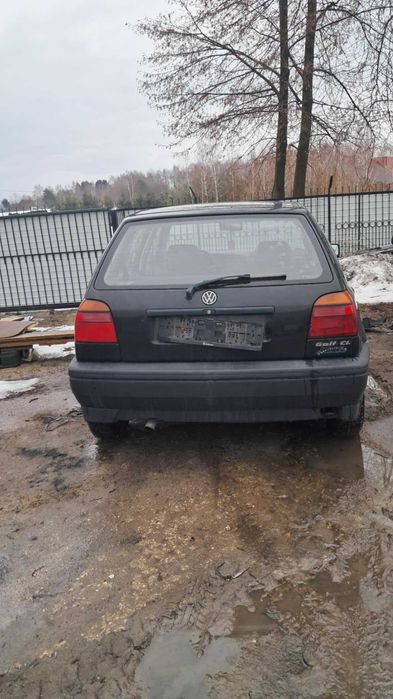 Golf 3  Części nie sprzedajemy Aut w Całości tylko Części